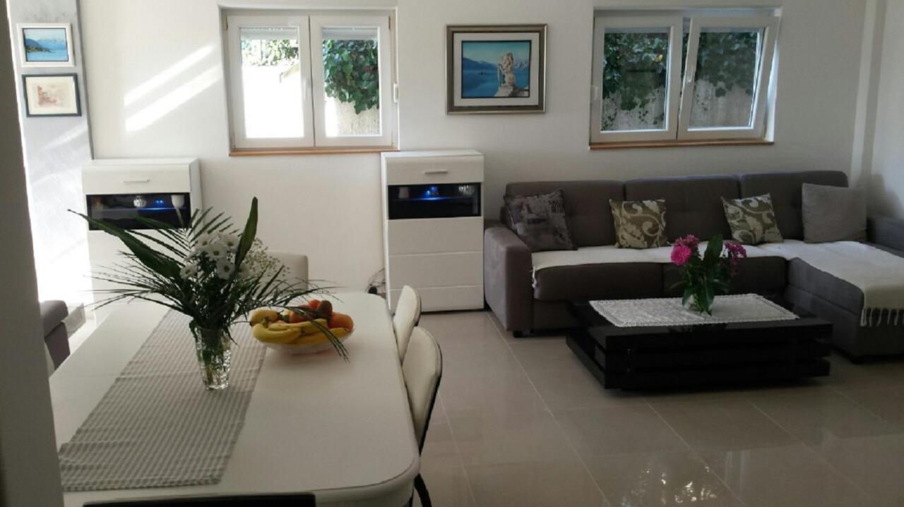 Appartement Bellissimo à Herceg Novi Extérieur photo