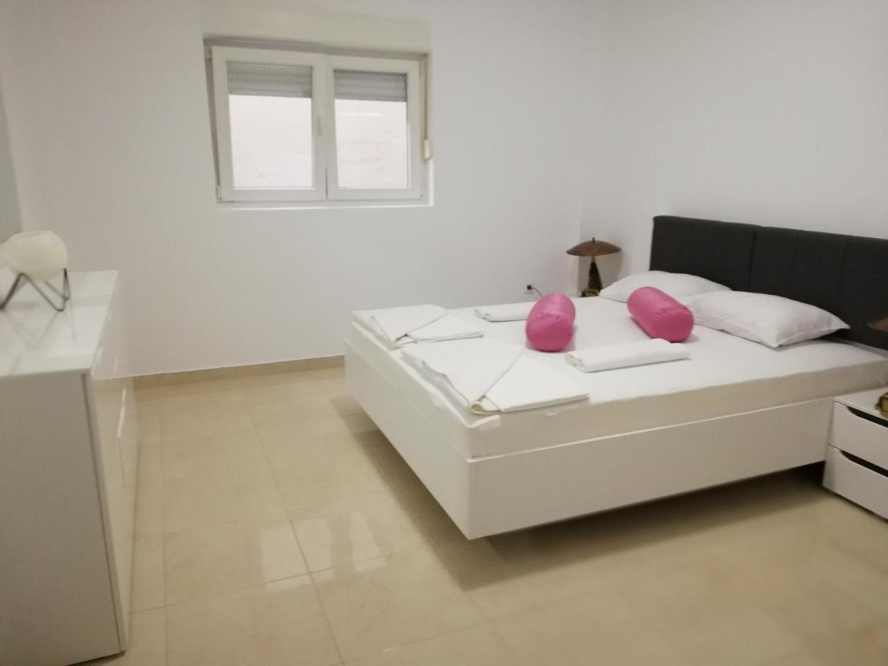 Appartement Bellissimo à Herceg Novi Extérieur photo