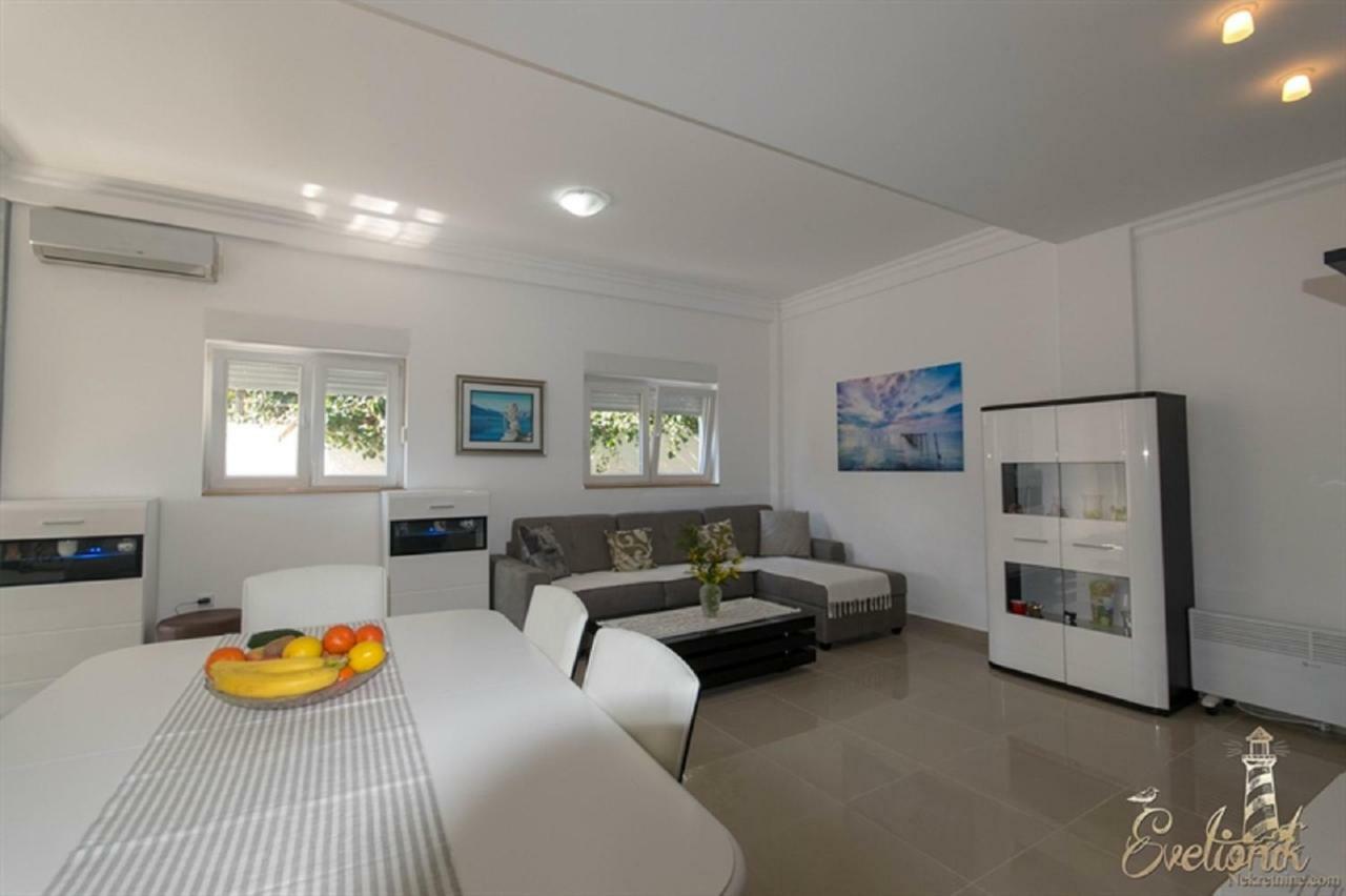 Appartement Bellissimo à Herceg Novi Extérieur photo