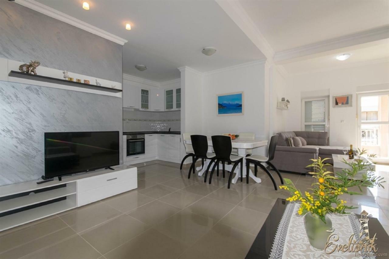 Appartement Bellissimo à Herceg Novi Extérieur photo